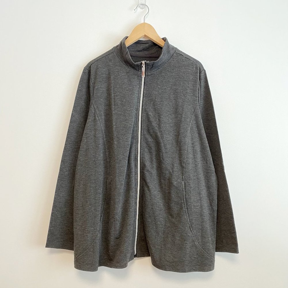 NWOT Women's Relaxed Jacket, Full Zip Front, 2 pockets, Gray, Size 22/24